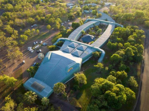 Mercure Kakadu Crocodile
